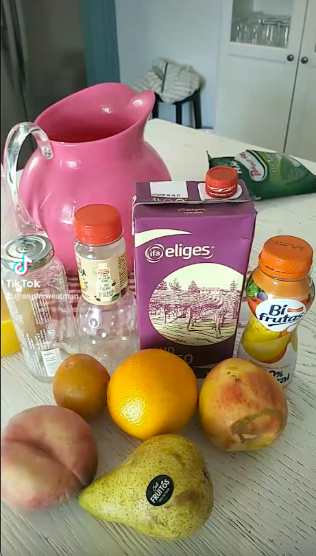 Ingredients for a Santa Monica sangria